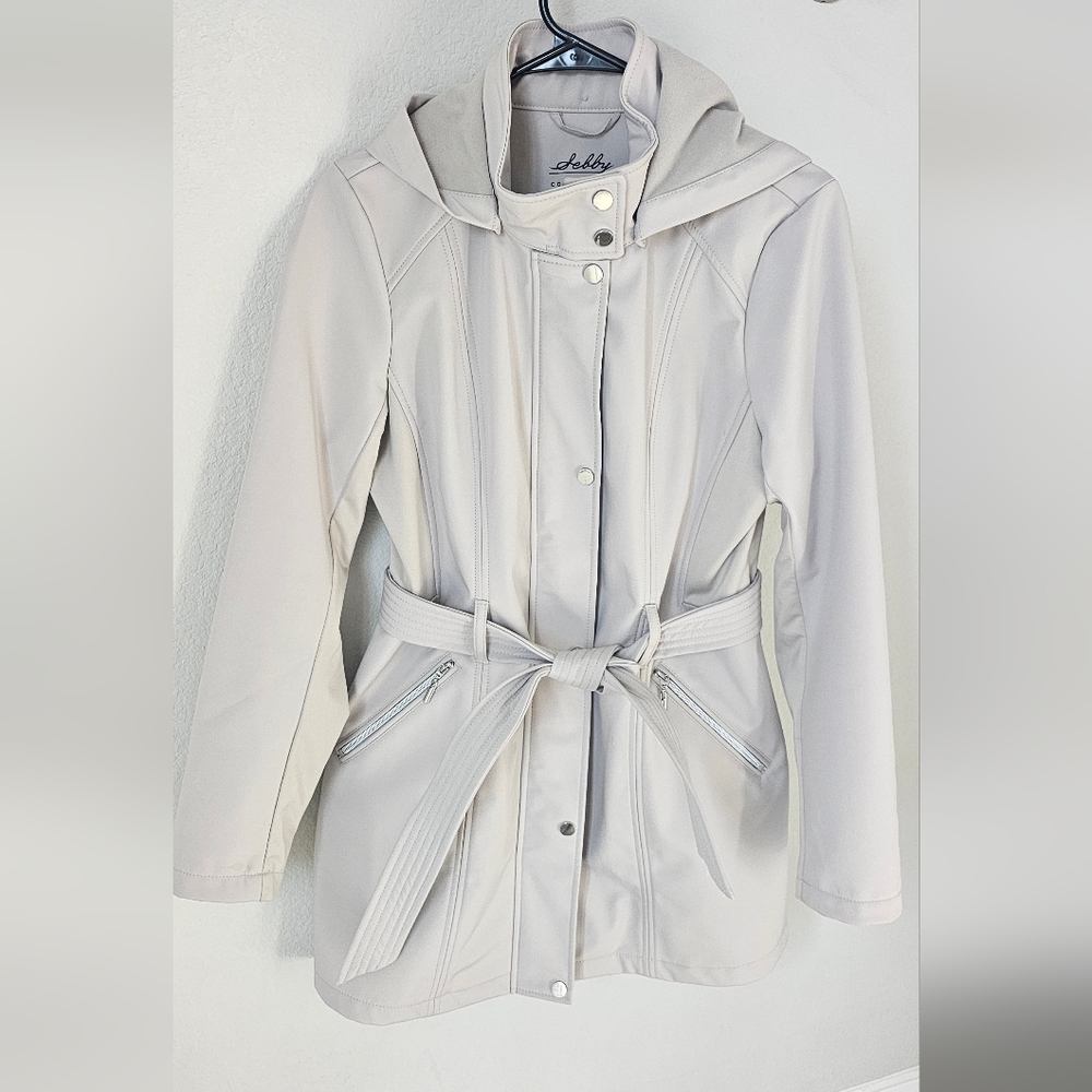 Water resistant windproof hooded jacket